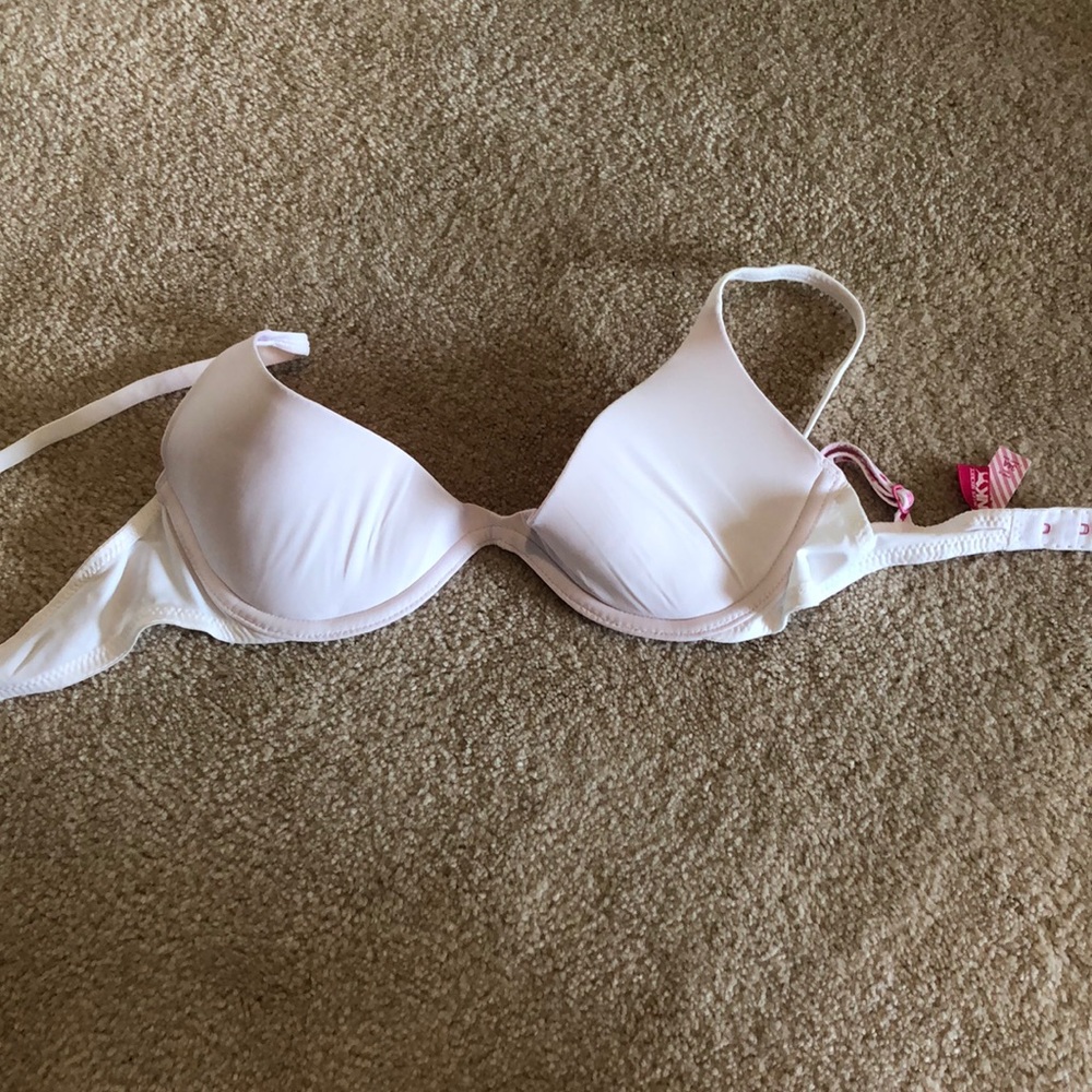 Victoria’s Secret PINK bra